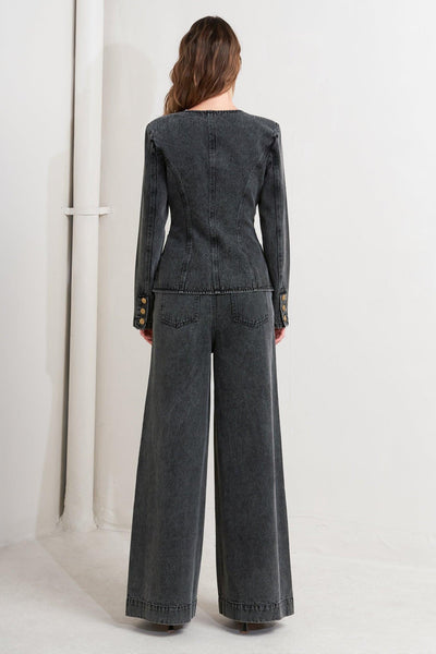 FP1712_BLACKDENIM_6_c75f8964-71a6-49b9-b844-435d1a5867f0_600x600.jpg